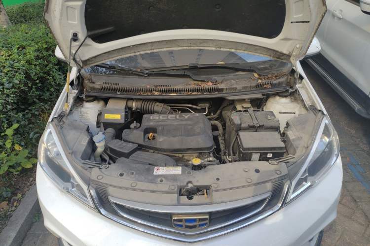 Used Geely Auto Vision X1 2017 1.3L Automatic Player Edition Engine Bay