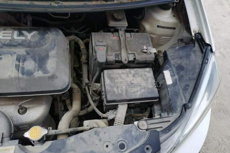Used Geely Auto Vision X1 2017 1.3L Manual Frenzy Edition Engine Bay Left