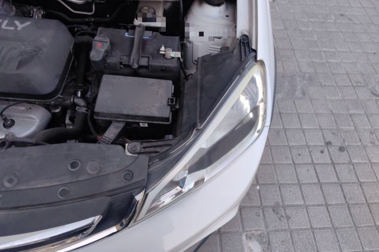 Used Geely Auto Vision X1 2017 1.3L Automatic Player Edition Engine Bay Left