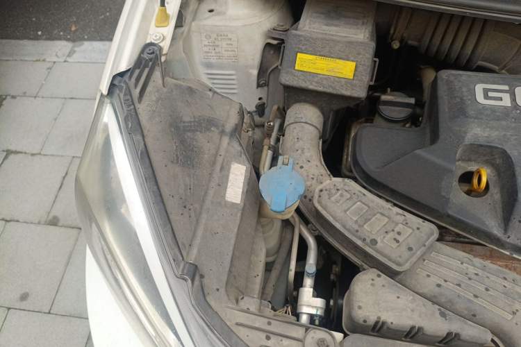Used Geely Auto Vision X1 2017 1.3L Automatic Fun Edition Engine Bay Right