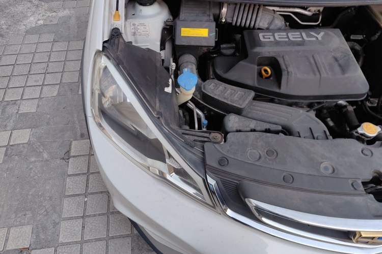 Used Geely Auto Vision X1 2017 1.3L Automatic Player Edition Engine Bay Right