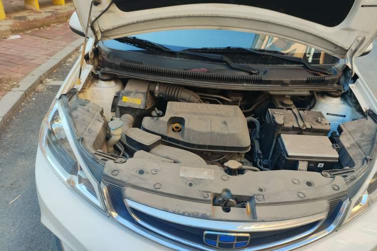 Used Geely Auto Vision X1 2017 1.3L Manual Frenzy Edition Engine Bay Right