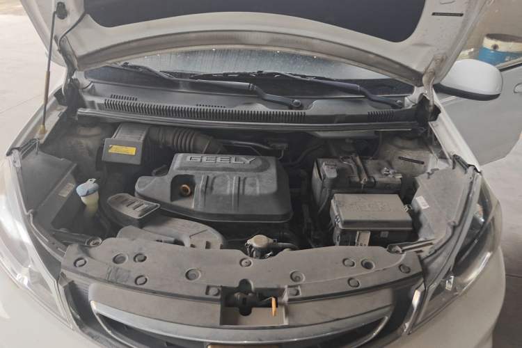 Used Geely Auto Vision X1 2017 1.3L Automatic Fun Edition Engine Bay