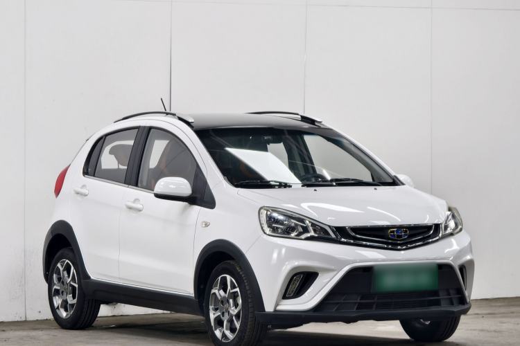 Used Geely Auto Vision X1 2017 1.3L Automatic Fun Edition Exterior 2