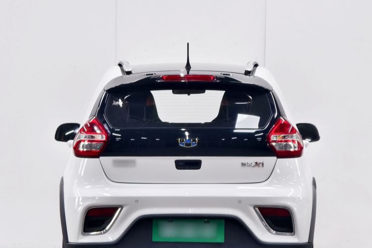 Used Geely Auto Vision X1 2017 1.3L Automatic Fun Edition Exterior 3