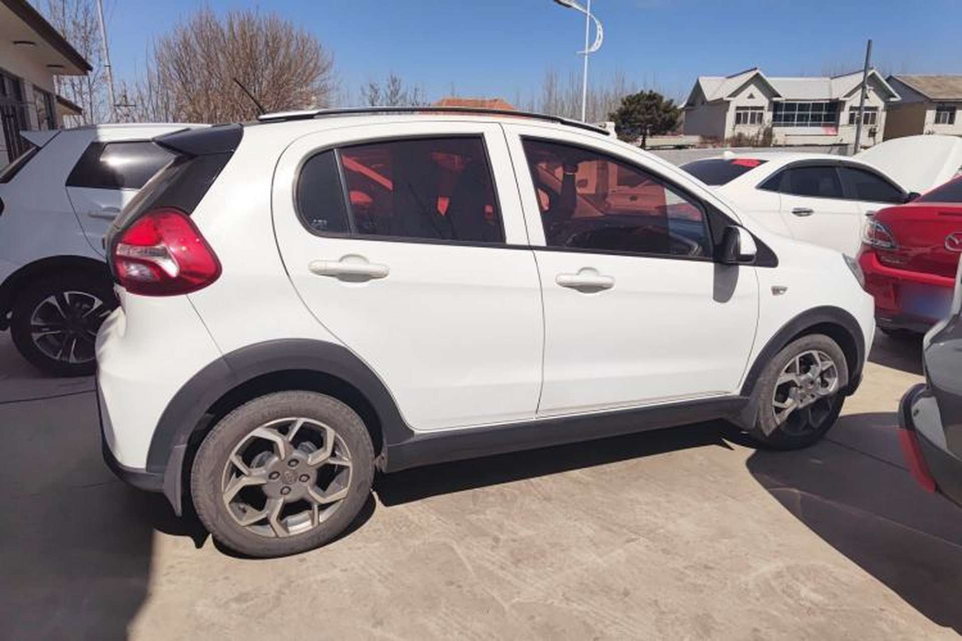 Used Geely Auto Vision X1 2017 1.3L Manual Frenzy Edition Exterior 3