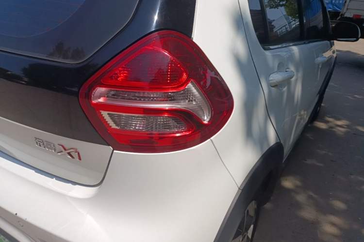 Used Geely Auto Vision X1 2017 1.3L Automatic Player Edition Exterior 3