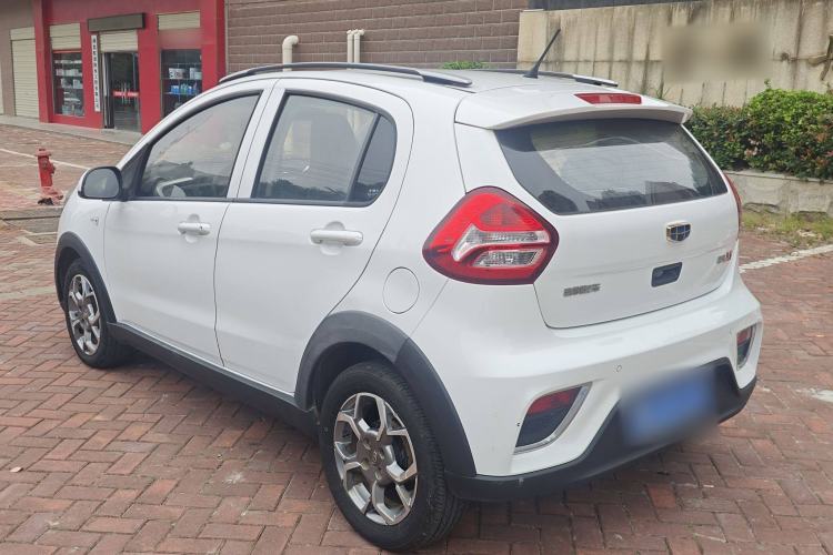 Used Geely Auto Vision X1 2017 1.3L Manual Frenzy Edition Exterior 4