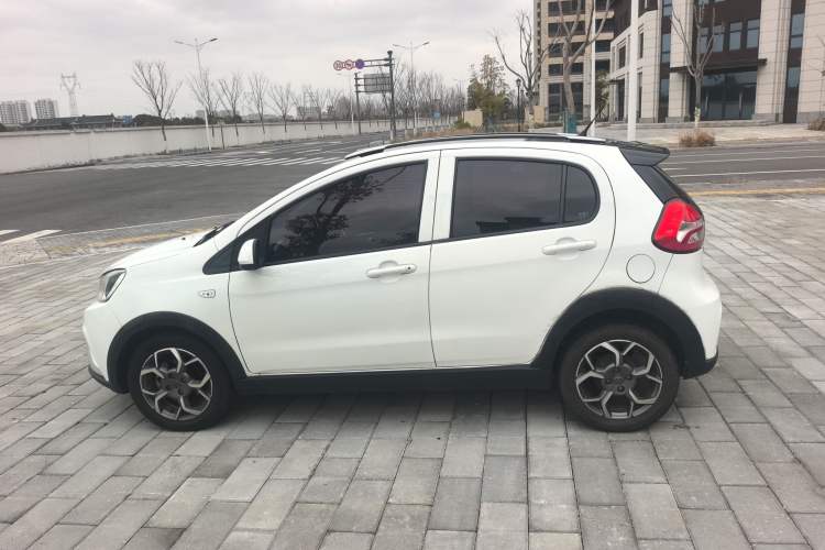 Used Geely Auto Vision X1 2017 1.3L Manual Frenzy Edition Exterior 5