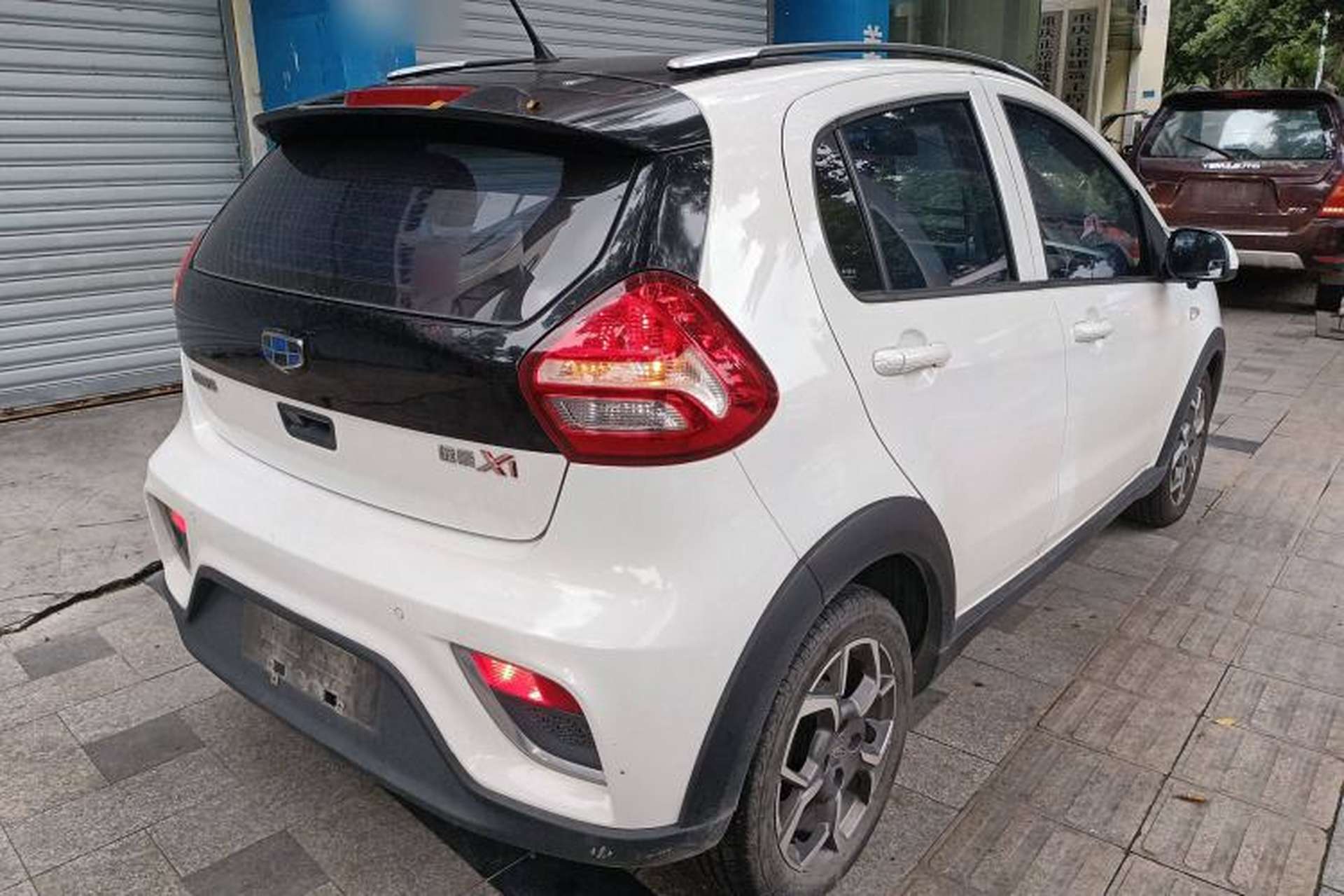 Used Geely Auto Vision X1 2017 1.3L Manual Frenzy Edition Exterior 5