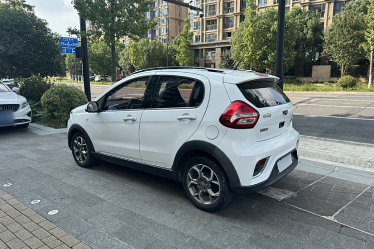 Used Geely Auto Vision X1 2017 1.3L Automatic Fun Edition Exterior 6