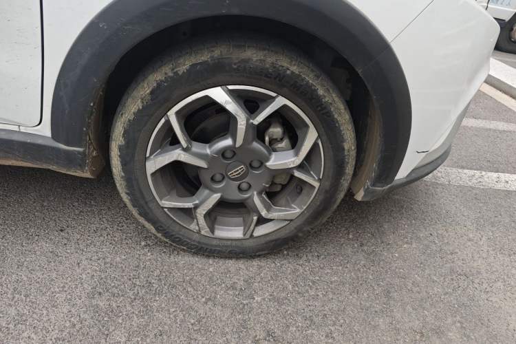 Used Geely Auto Vision X1 2017 1.3L Automatic Player Edition Exterior 7