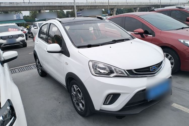 Used Geely Auto Vision X1 2017 1.3L Automatic Player Edition Front Right 45 Deg