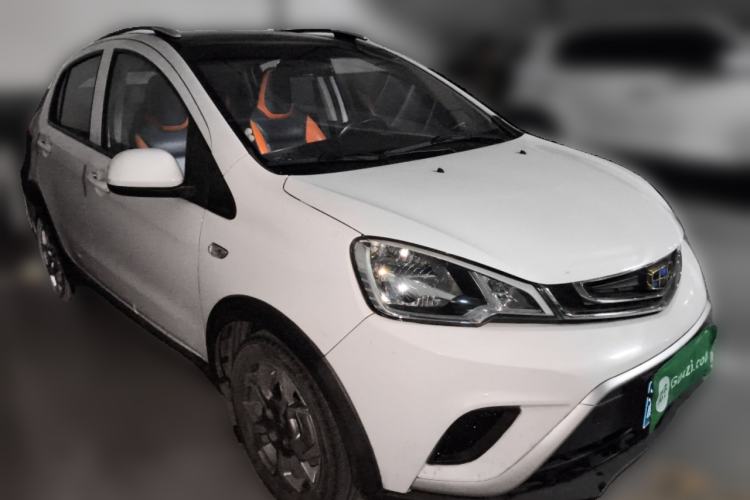 Used Geely Auto Vision X1 2017 1.3L Manual Frenzy Edition Front Right 45 Deg