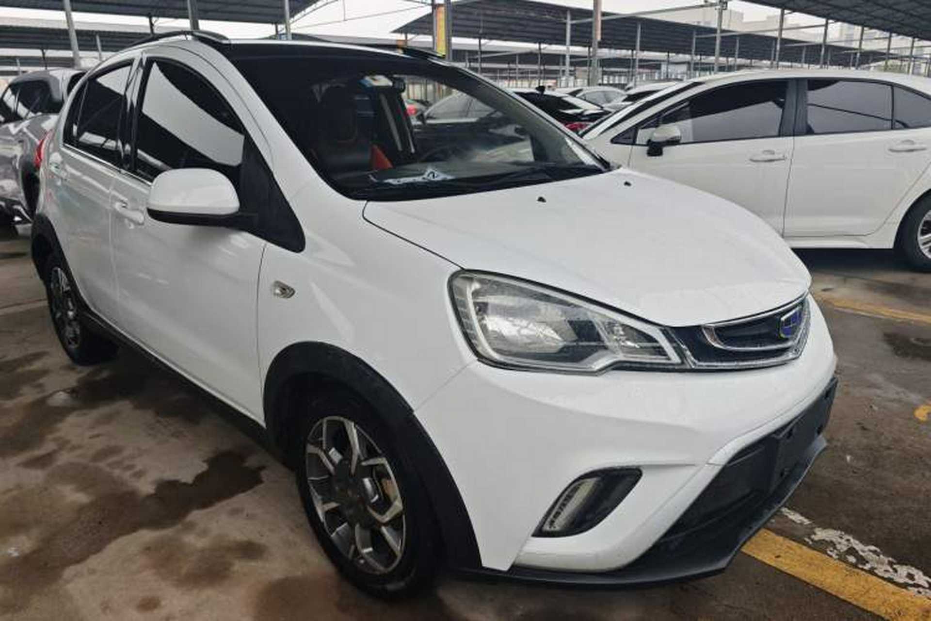 Used Geely Auto Vision X1 2017 1.3L Automatic Fun Edition Front Right 45 Deg
