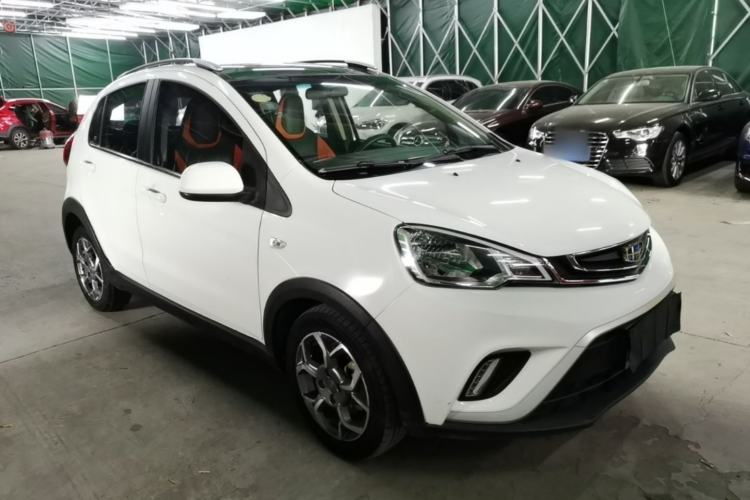 Used Geely Auto Vision X1 2017 1.3L Automatic Player Edition Front Right 45 Deg