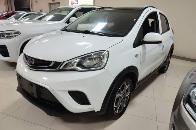 Used Geely Auto Vision X1 2017 1.3L Manual Frenzy Edition Guazi used car, China used car export, Used car for sale, Used cars, Cheapest cars for sale