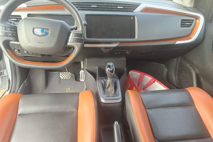 Used Geely Auto Vision X1 2017 1.3L Automatic Fun Edition Gear Lever