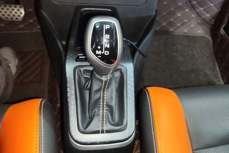 Used Geely Auto Vision X1 2017 1.3L Automatic Player Edition Gear Lever
