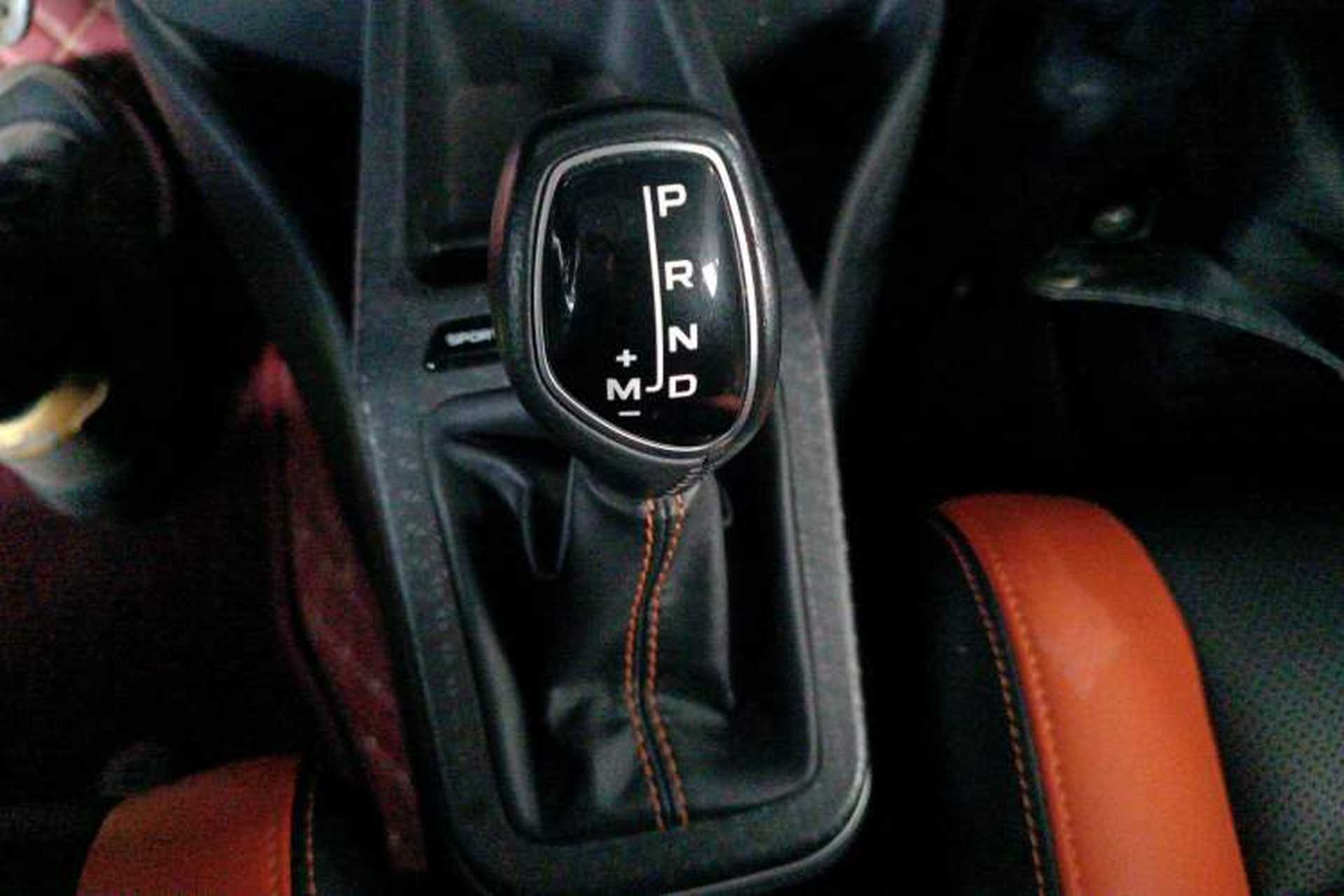 Used Geely Auto Vision X1 2017 1.3L Automatic Player Edition Gear Lever