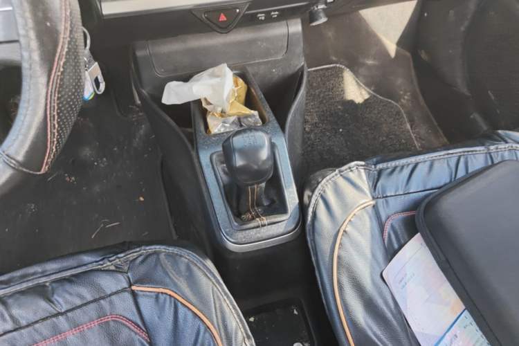 Used Geely Auto Vision X1 2017 1.3L Manual Frenzy Edition Gear Lever