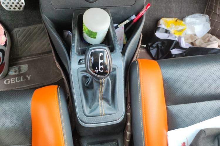 Used Geely Auto Vision X1 2017 1.3L Automatic Player Edition Gear Lever