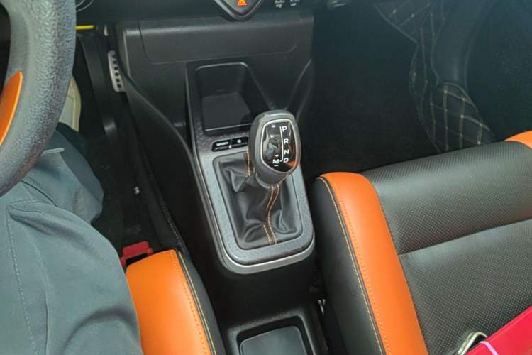 Used Geely Auto Vision X1 2017 1.3L Automatic Player Edition Gear Lever