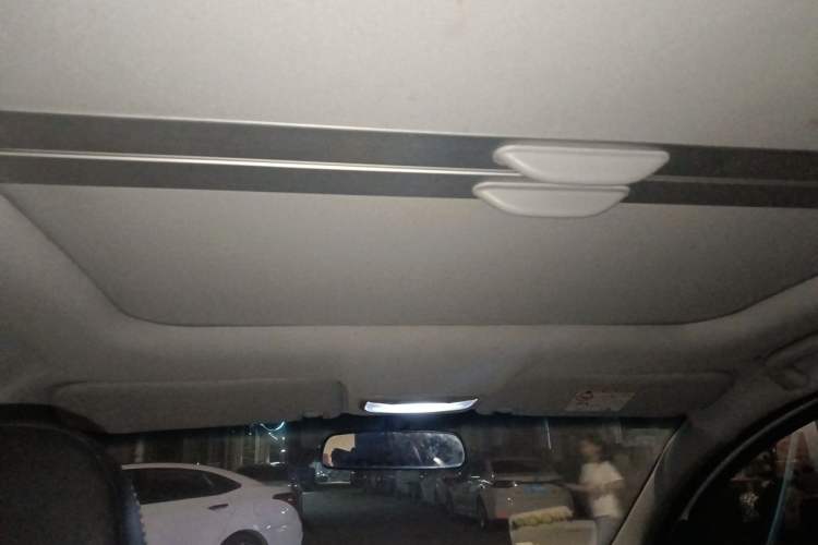 Used Geely Auto Vision X1 2017 1.3L Automatic Player Edition Headliner