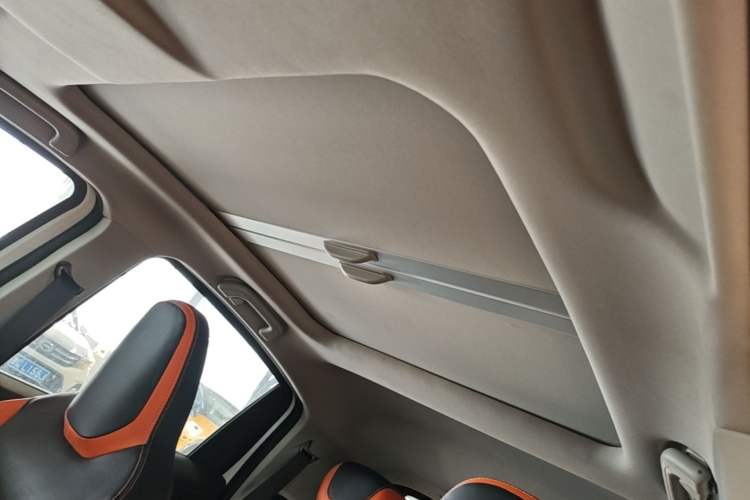Used Geely Auto Vision X1 2017 1.3L Automatic Player Edition Headliner