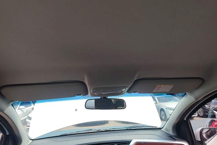 Used Geely Auto Vision X1 2017 1.3L Automatic Fun Edition Headliner