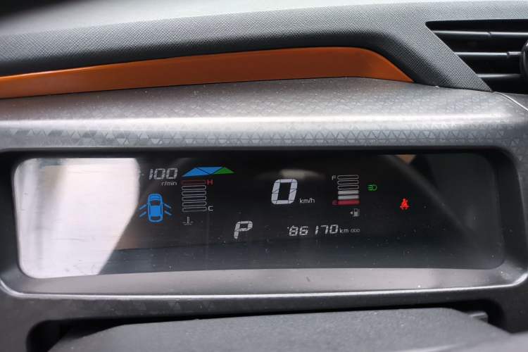 Used Geely Auto Vision X1 2017 1.3L Automatic Player Edition Instrument Cluster