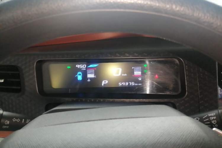 Used Geely Auto Vision X1 2017 1.3L Automatic Fun Edition Instrument Cluster