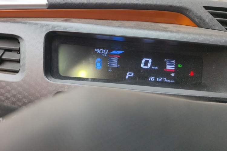 Used Geely Auto Vision X1 2017 1.3L Automatic Fun Edition Instrument Cluster