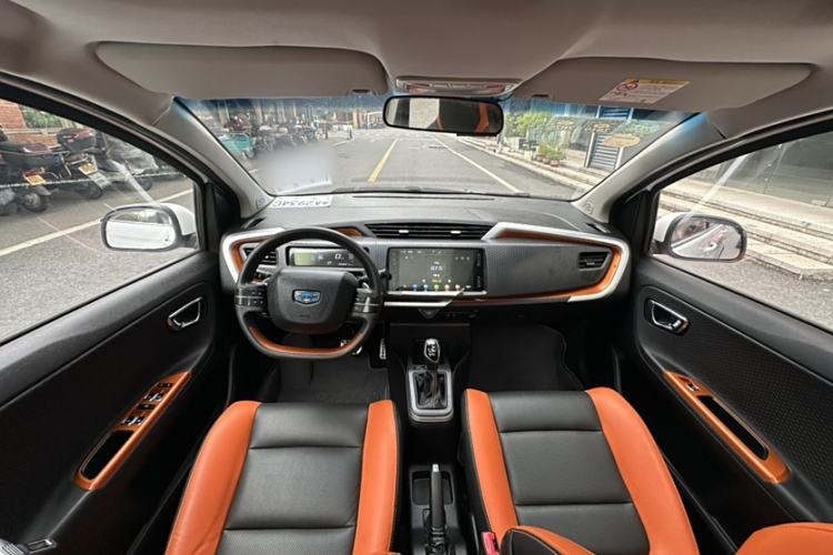 Used Geely Auto Vision X1 2017 1.3L Automatic Player Edition Interior 2