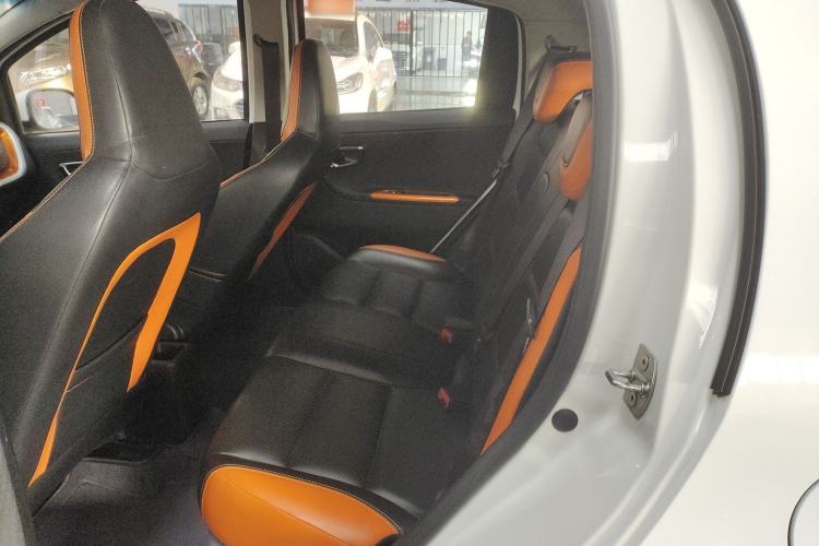 Used Geely Auto Vision X1 2017 1.3L Automatic Player Edition Interior 4