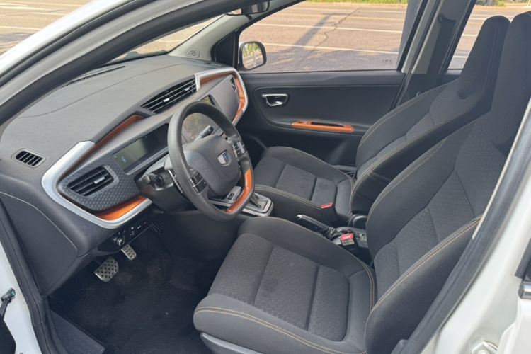 Used Geely Auto Vision X1 2017 1.3L Automatic Fun Edition Interior 7