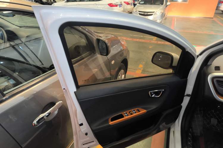 Used Geely Auto Vision X1 2017 1.3L Manual Frenzy Edition Left Front Door Interior