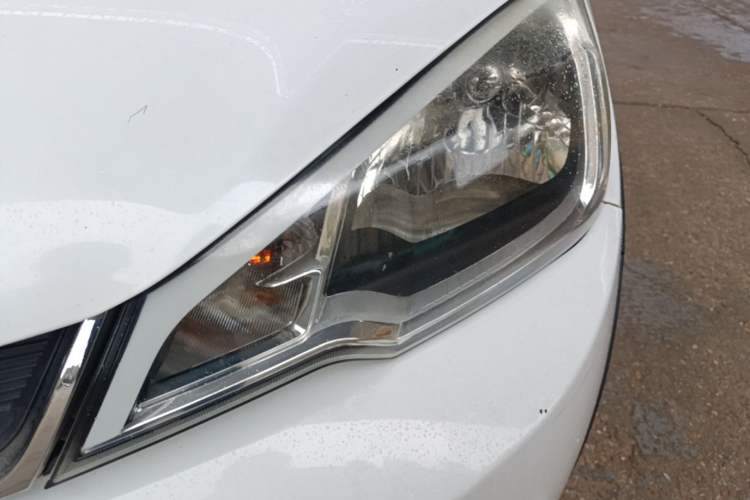 Used Geely Auto Vision X1 2017 1.3L Automatic Player Edition Left Front Headlight