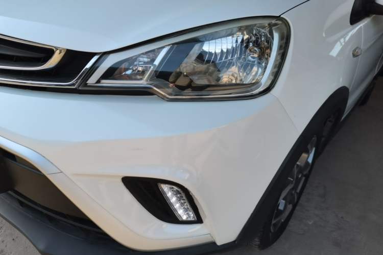 Used Geely Auto Vision X1 2017 1.3L Automatic Player Edition Left Front Headlight