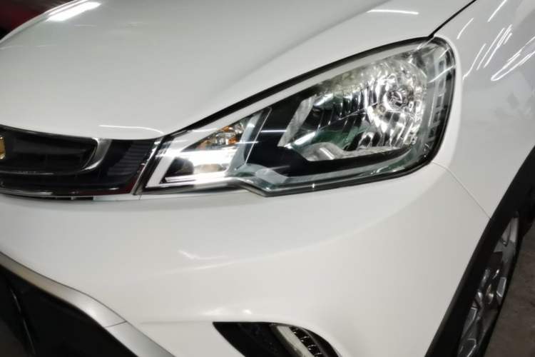 Used Geely Auto Vision X1 2017 1.3L Automatic Player Edition Left Front Headlight