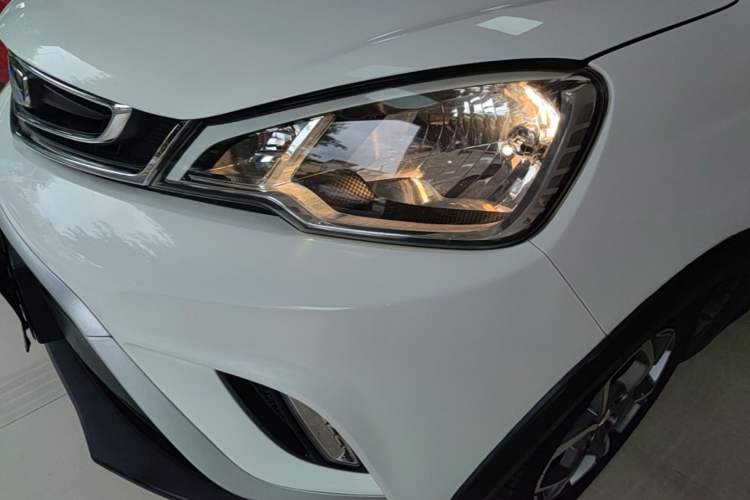 Used Geely Auto Vision X1 2017 1.3L Automatic Player Edition Left Front Headlight