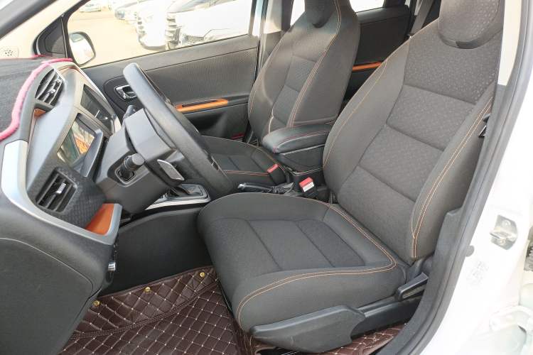 Used Geely Auto Vision X1 2017 1.3L Automatic Fun Edition Left Front Seat