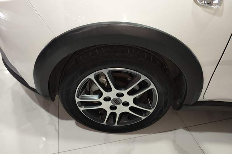 Used Geely Auto Vision X1 2017 1.3L Automatic Player Edition Left Front Wheel Hub