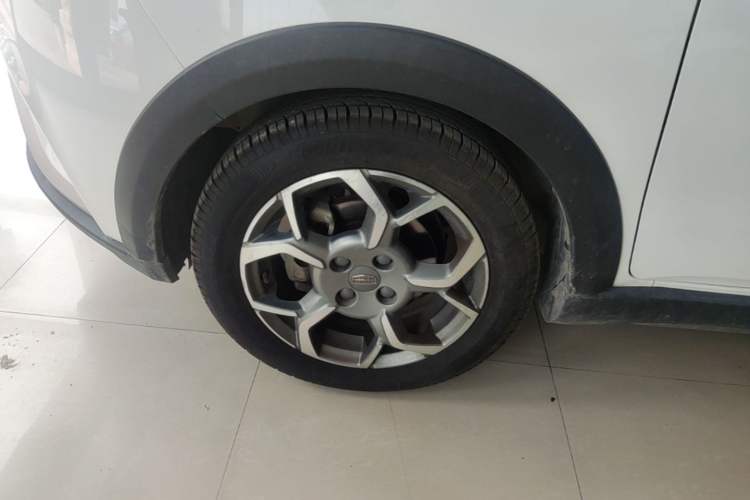 Used Geely Auto Vision X1 2017 1.3L Manual Frenzy Edition Left Front Wheel Hub
