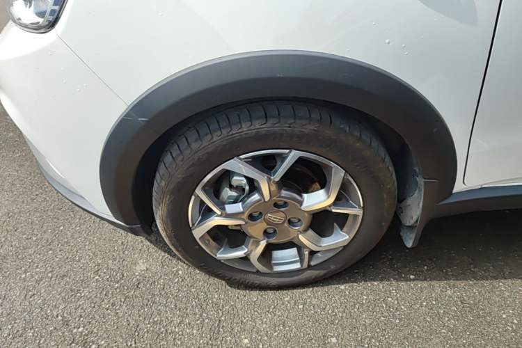 Used Geely Auto Vision X1 2017 1.3L Automatic Fun Edition Left Front Wheel Hub