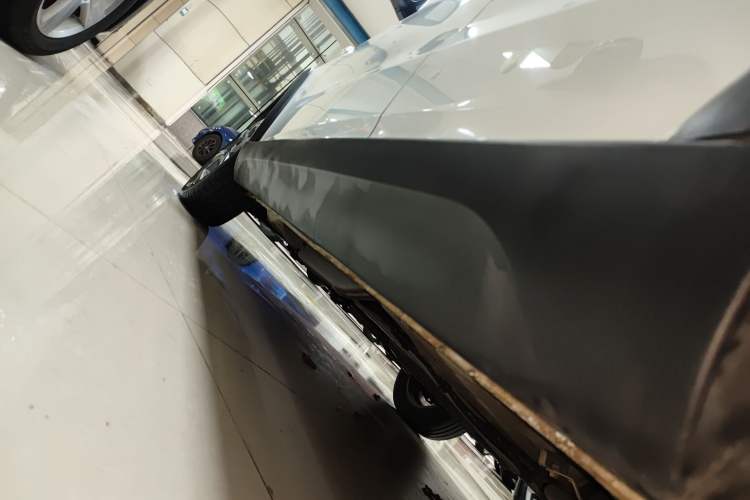 Used Geely Auto Vision X1 2017 1.3L Manual Frenzy Edition Left Side Sill