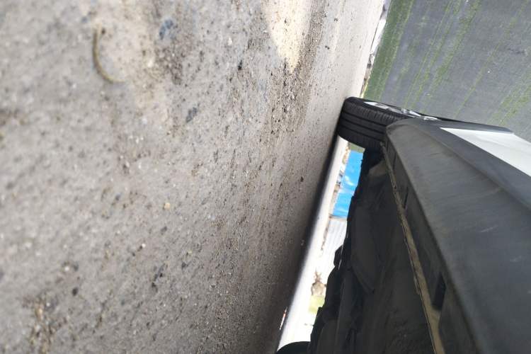 Used Geely Auto Vision X1 2017 1.3L Automatic Player Edition Left Side Sill