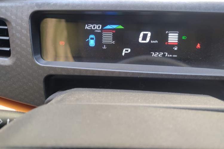 Used Geely Auto Vision X1 2017 1.3L Automatic Player Edition Odometer Close Up