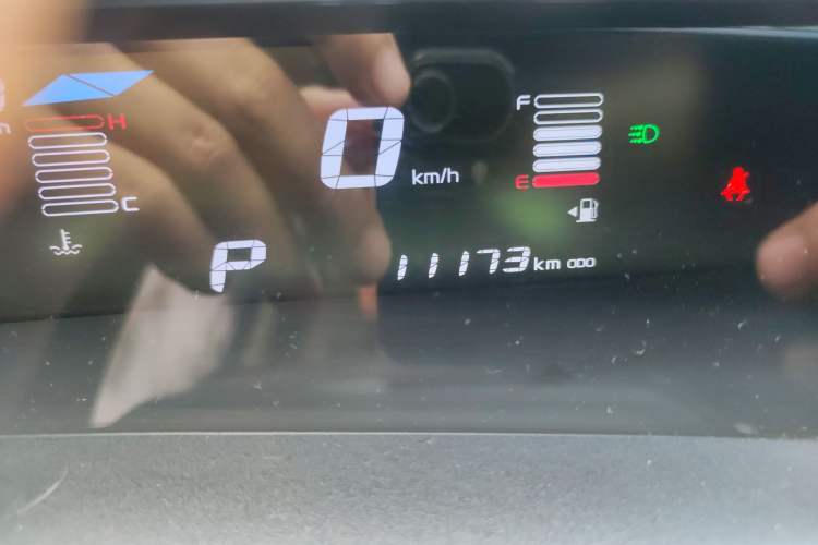 Used Geely Auto Vision X1 2017 1.3L Automatic Player Edition Odometer Close Up