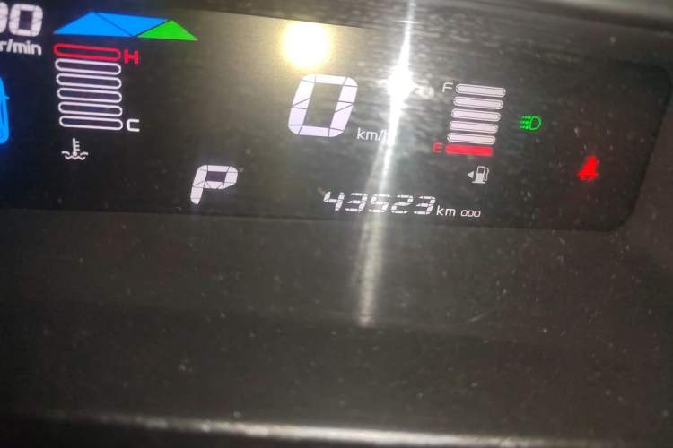 Used Geely Auto Vision X1 2017 1.3L Automatic Player Edition Odometer Close Up